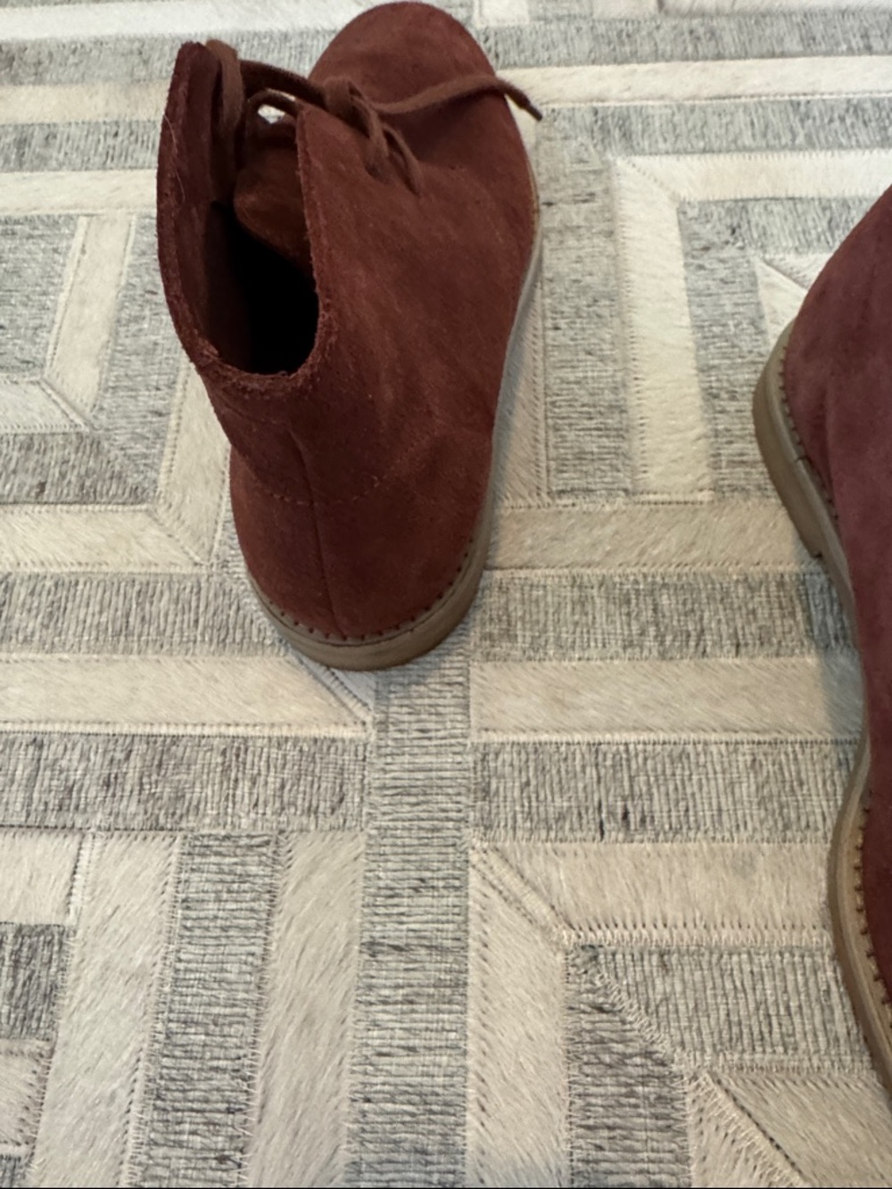 Women’s JCrew Suede Chukka Boots in Brown - Picture 4 of 7